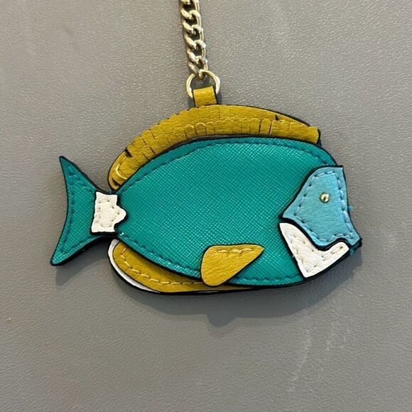 Fish  Keychain - Picture 2 of 5